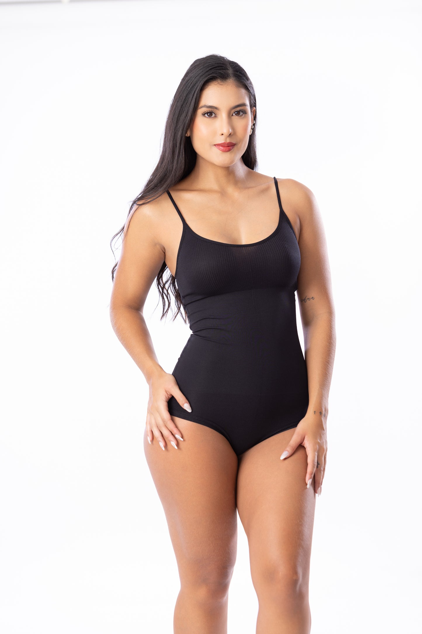 Yanvo SilhouettePro™ – Body Moldeador de Alta Compresión
